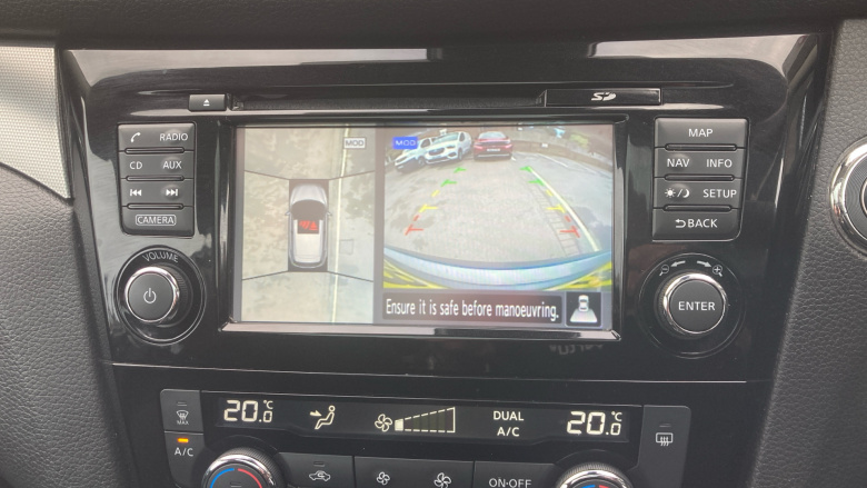 Nissan Qashqai 1.2 DiG-T N-Connecta 5dr Petrol Hatchback